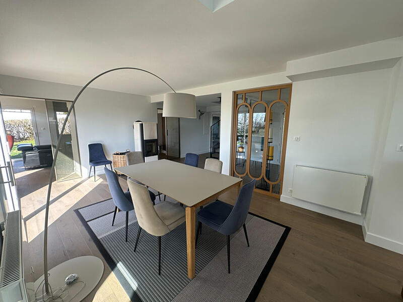 Maison - 150 m² - 6 pièces