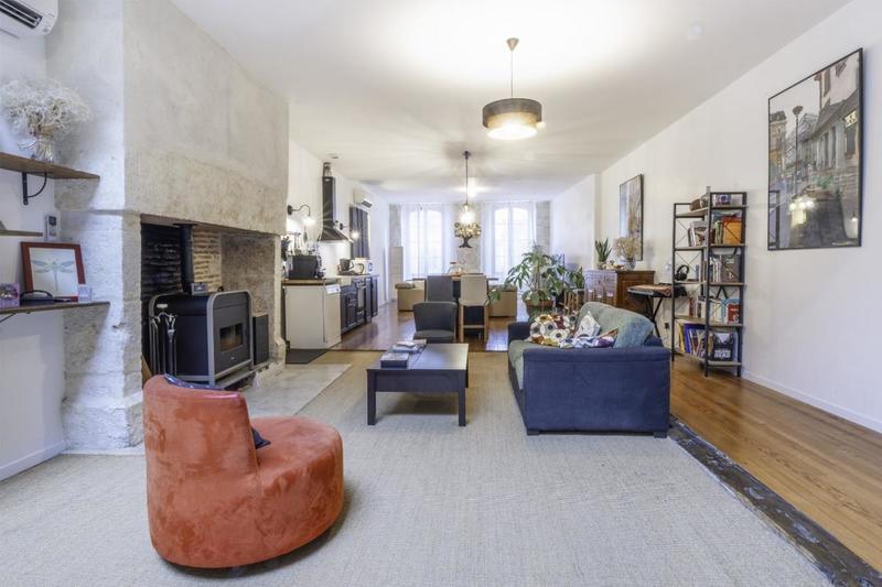 Maison de village - 222 m² - 5 pièces