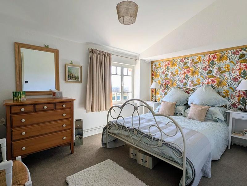 Demeure - 418 m² - 15 pièces