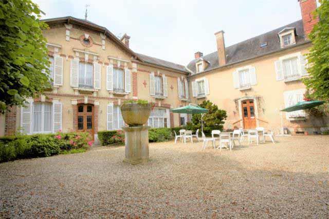 Château - 570 m² - 18 pièces