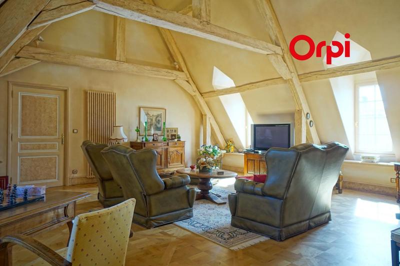 Propriété - 360 m² - 8 pièces