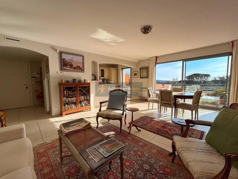 Appartement - 107 m² - 4 pièces