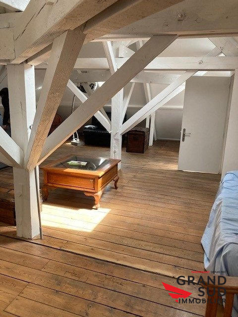 Maison - 225 m² - 7 pièces