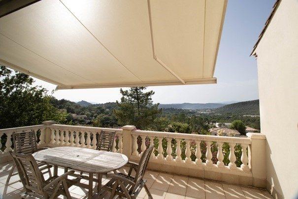 Villa - 240 m² - 8 pièces