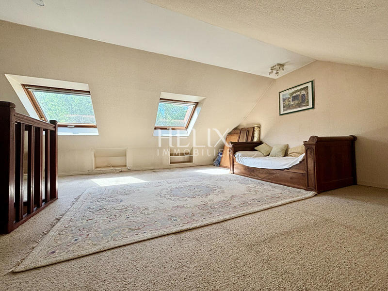 Maison - 145 m² - 7 pièces