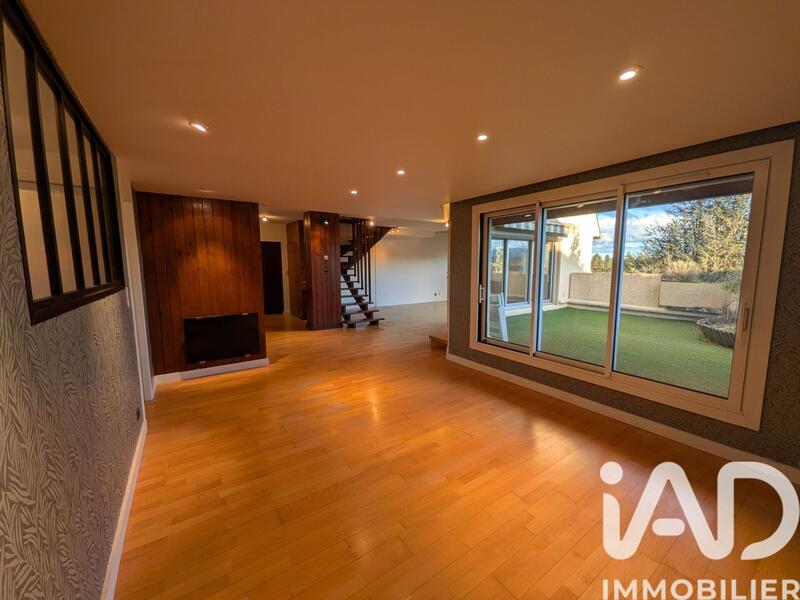 Appartement - 170 m² - 7 pièces