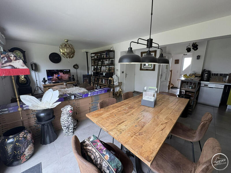 Maison - 86 m² - 4 pièces