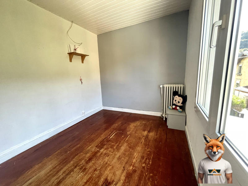 Maison - 77 m² - 5 pièces