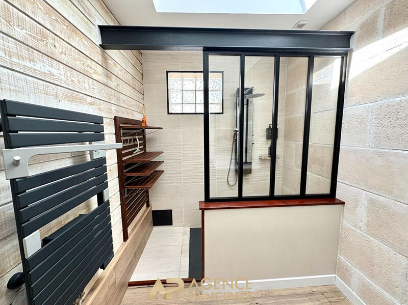 Maison - 157 m² - 6 pièces