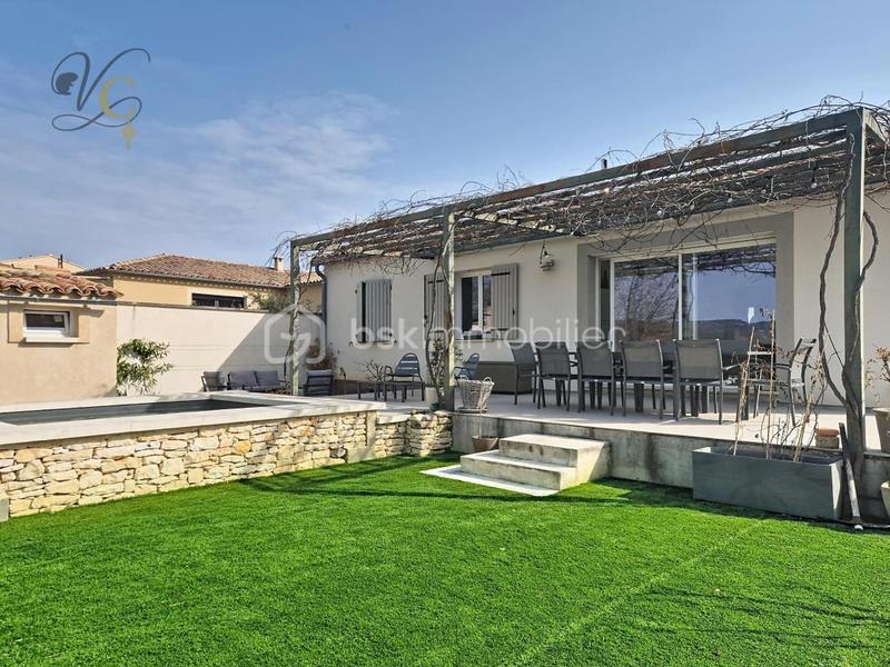 Maison - 106 m² - 4 pièces