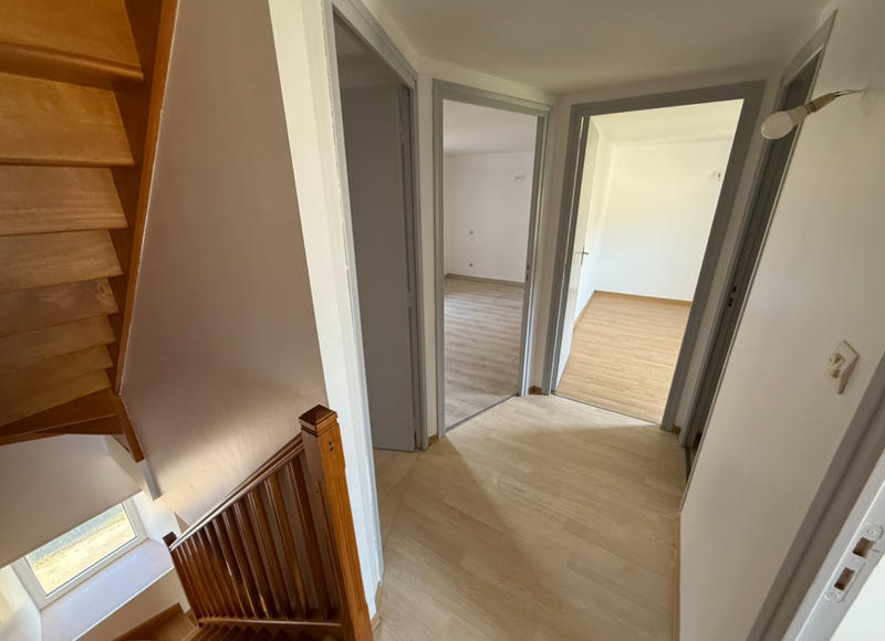 Maison - 175 m² - 9 pièces