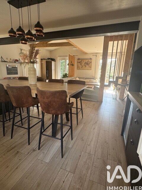 Maison - 106 m² - 5 pièces