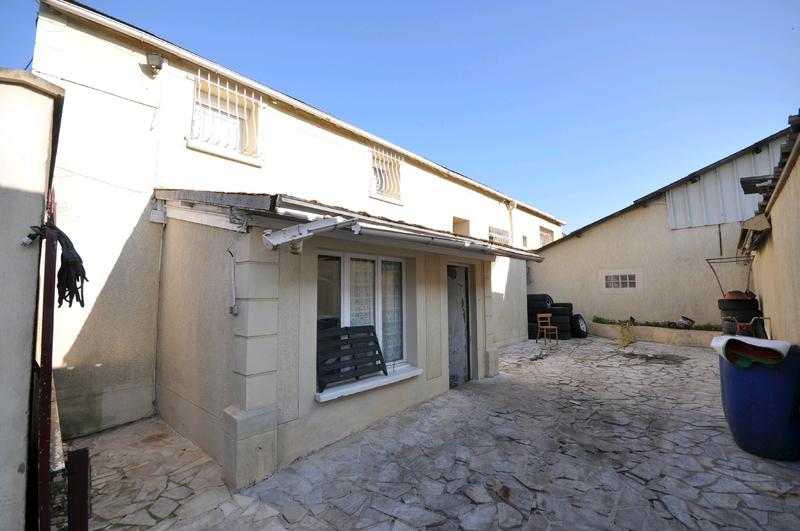 Appartement - 286 m² - 8 pièces