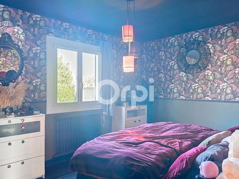 Maison - 104 m² - 5 pièces