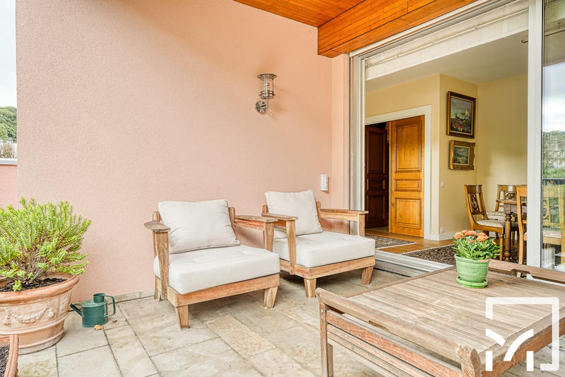 Duplex - 210 m² - 7 pièces