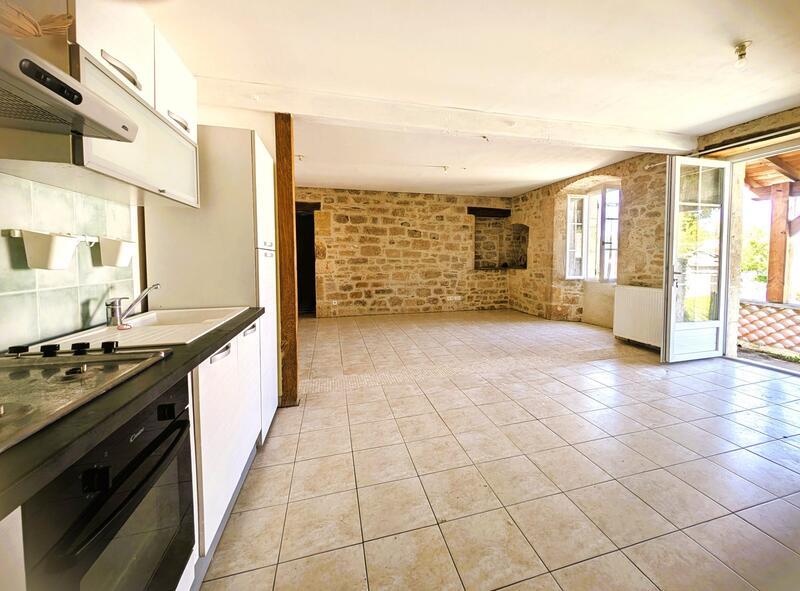 Maison ancienne - 105 m² - 5 pièces