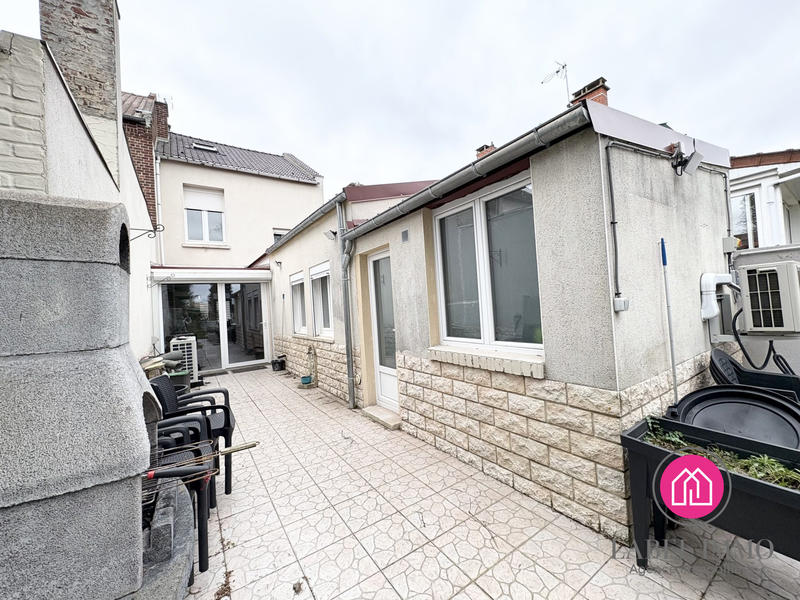 Maison - 115 m² - 6 pièces