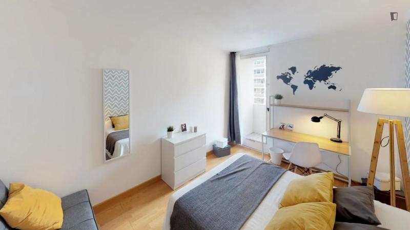 Chambre - 14 m² - 4 pièces