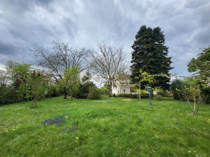 Maison traditionnelle - 197 m² - 10 pièces