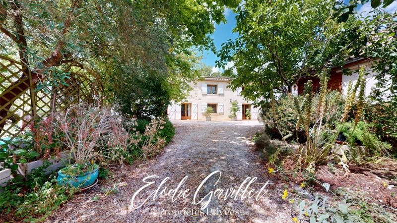 Demeure - 462 m² - 21 pièces