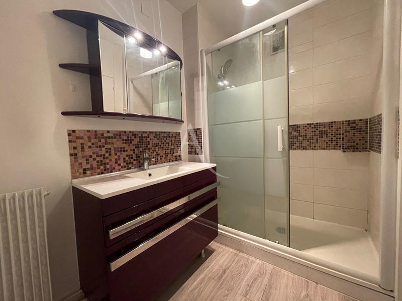 Appartement - 75 m² - 4 pièces