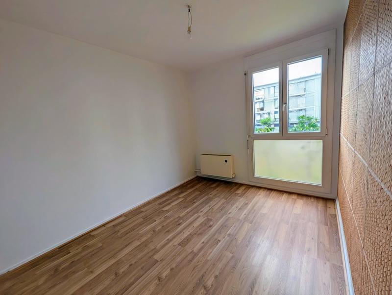 Appartement - 96 m² - 5 pièces