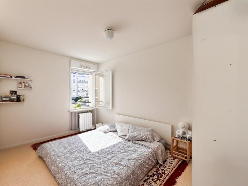 Appartement - 92 m² - 5 pièces