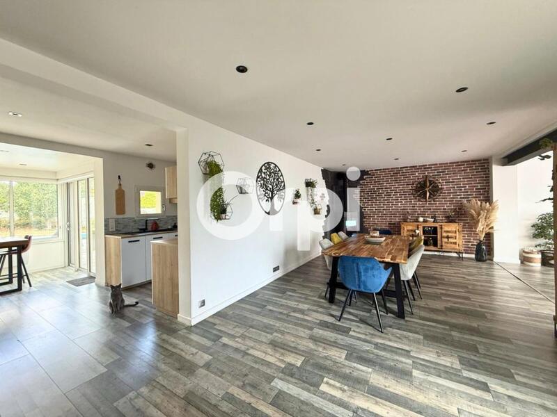 Maison - 150 m² - 5 pièces