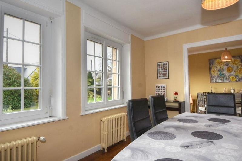 Maison - 190 m² - 8 pièces