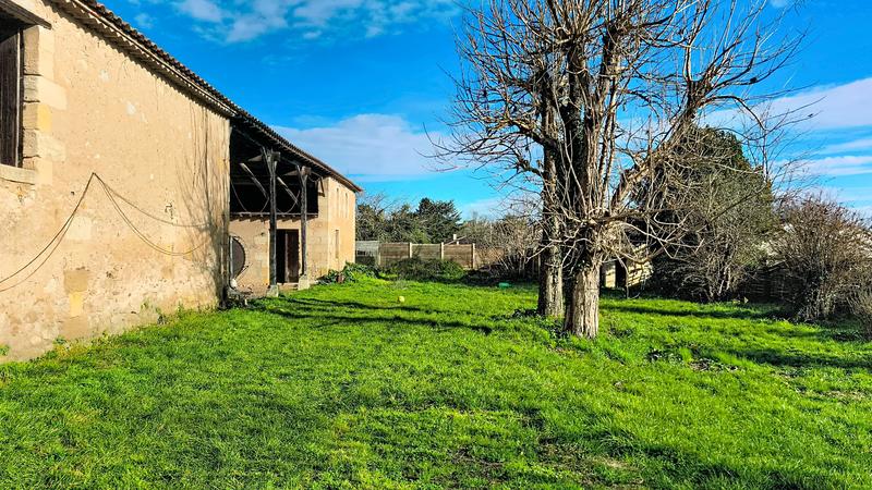 Grange - 240 m² - 3 pièces