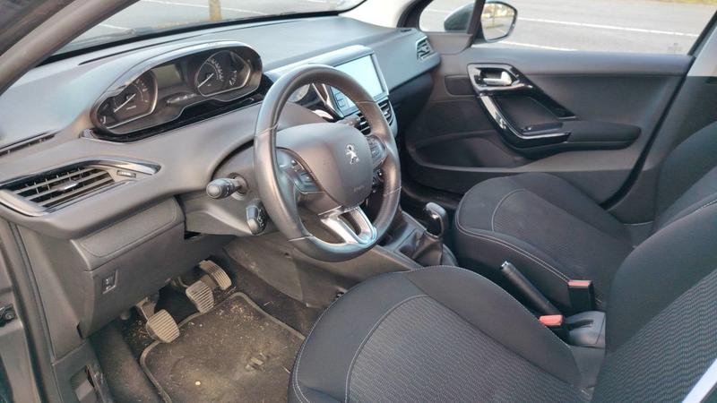 Peugeot 208 1.2 PureTech 82 Active