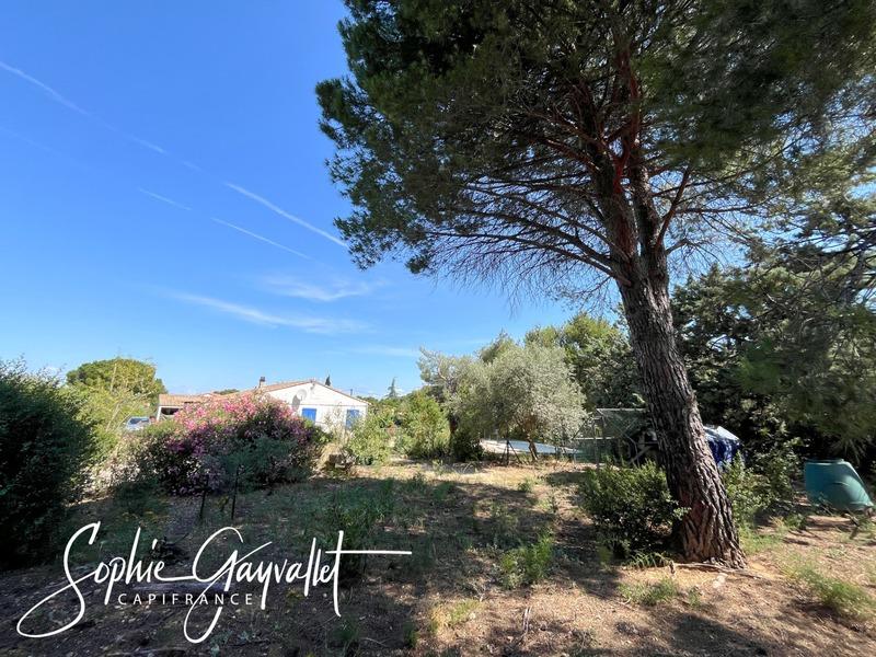 Terrain constructible - 526 m²