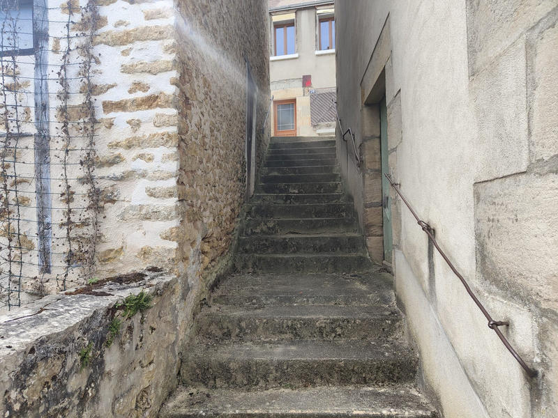 Maison - 90 m² - 3 pièces