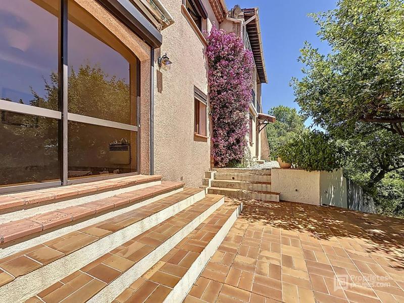 Maison - 170 m² - 7 pièces