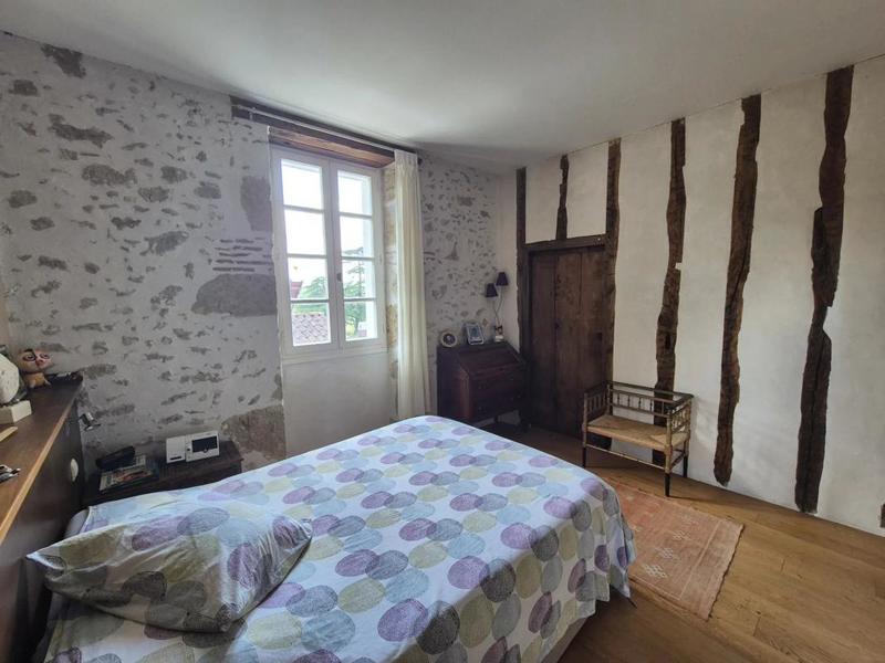 Propriété - 400 m² - 10 pièces