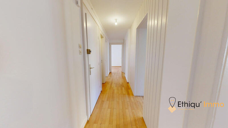 Appartement - 82 m² - 4 pièces