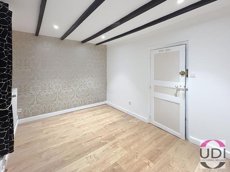 Maison - 196 m² - 7 pièces