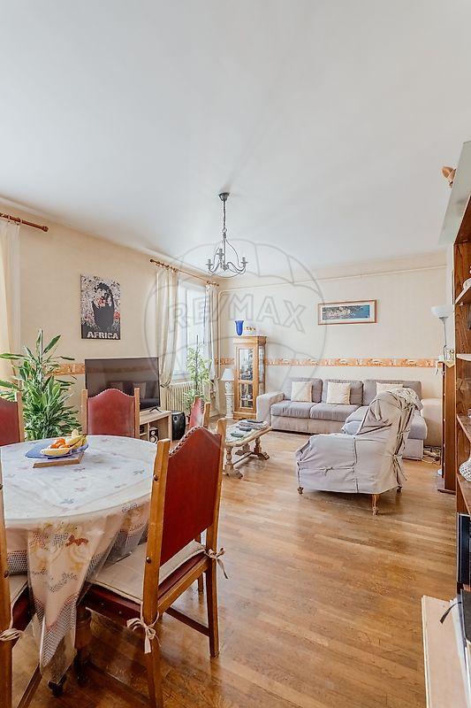 Appartement - 81 m² - 3 pièces