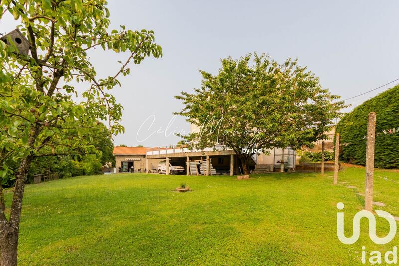 Maison - 134 m² - 8 pièces