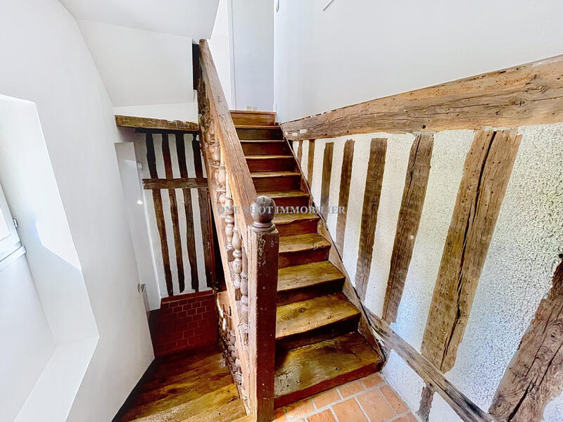 Maison - 170 m² - 8 pièces