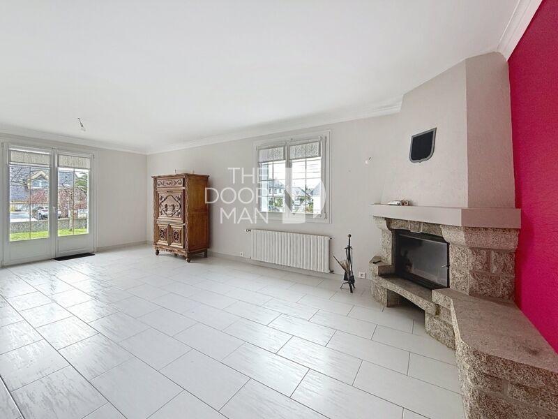 Maison - 97 m² - 5 pièces