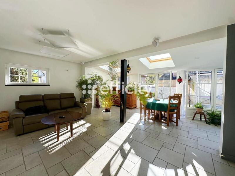 Maison - 128 m² - 4 pièces