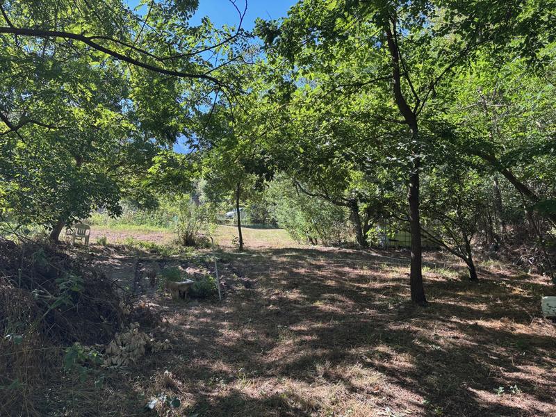 Terrain agricole - 2 352 m²