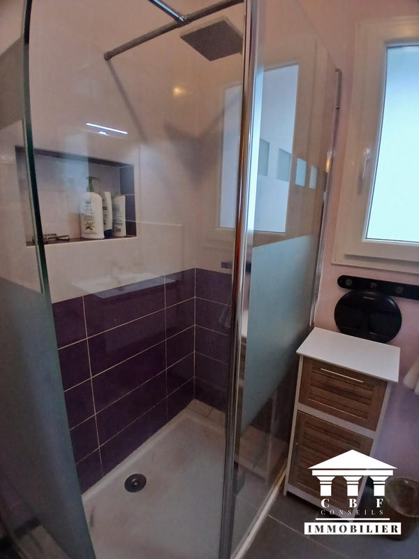 Maison - 93 m² - 5 pièces