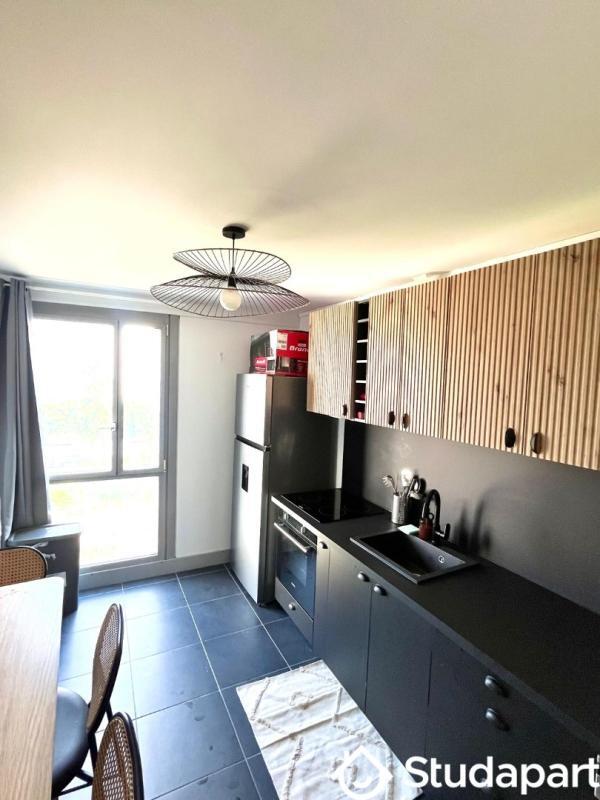 Chambre - 12 m² - 1 pièce