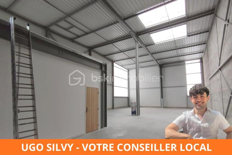 Local d'activité / Entrepôt - 323 m² - 1 pièce