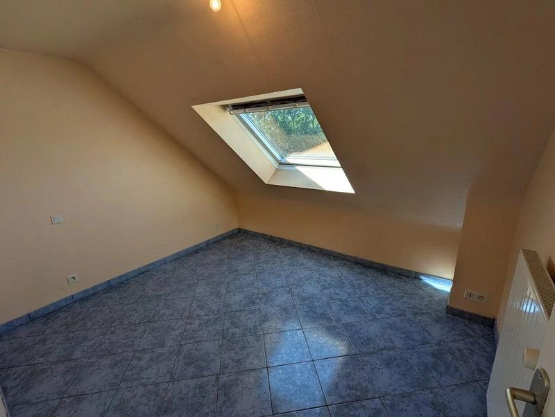 Maison - 284 m² - 12 pièces