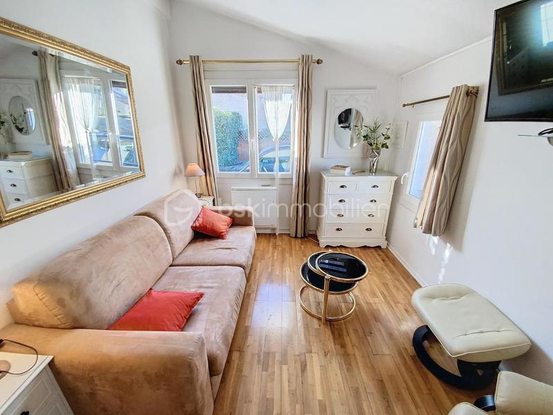 Villa - 147 m² - 6 pièces