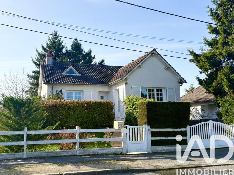 Maison - 137 m² - 5 pièces