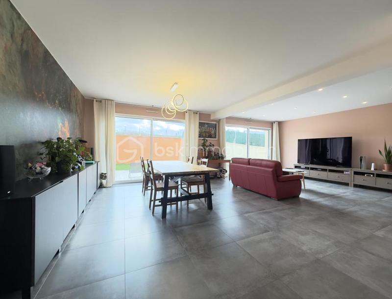 Maison - 146 m² - 6 pièces